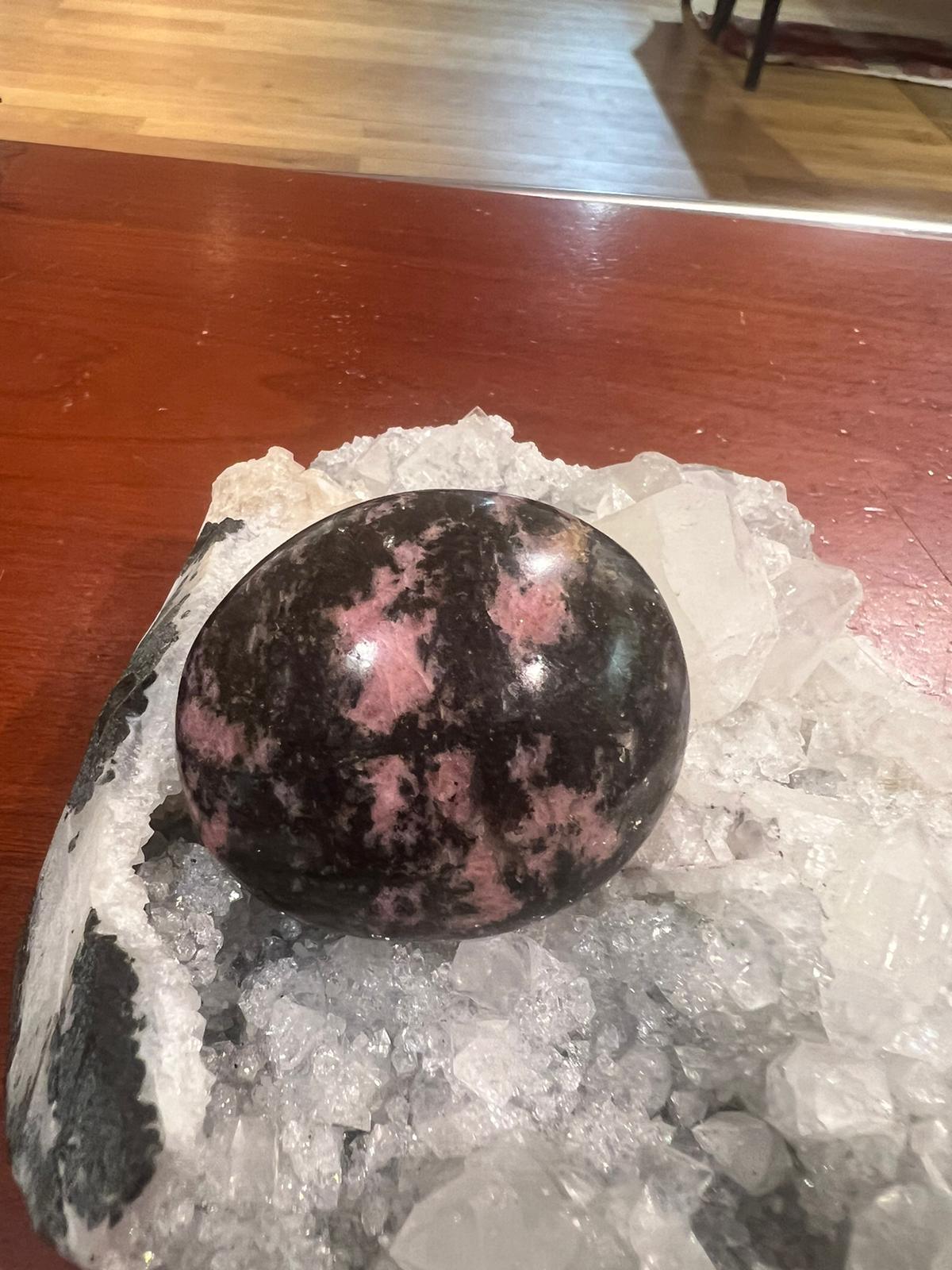 Rhodonite Palm Stone ( 95g ) - Crystals By Astraea