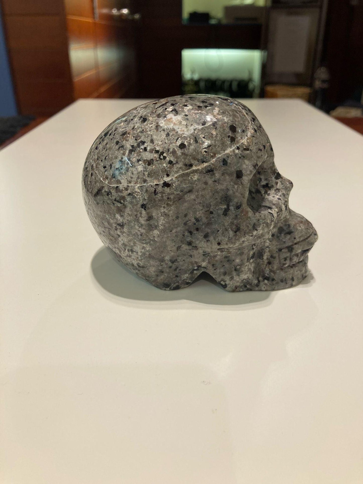 Yooperlite Skull ( 615g ) - Crystals By Astraea