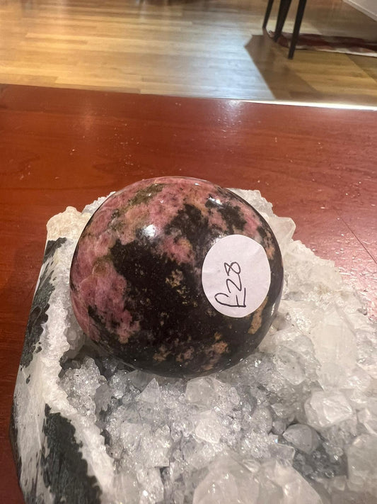 Rhodonite Palm Stone ( 140g ) - Crystals By Astraea