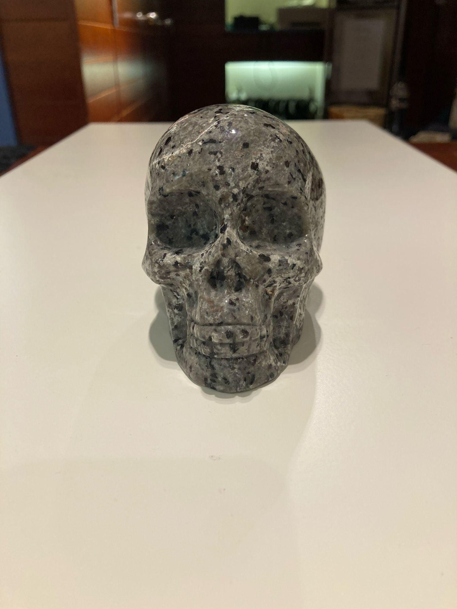 Yooperlite Skull ( 615g ) - Crystals By Astraea