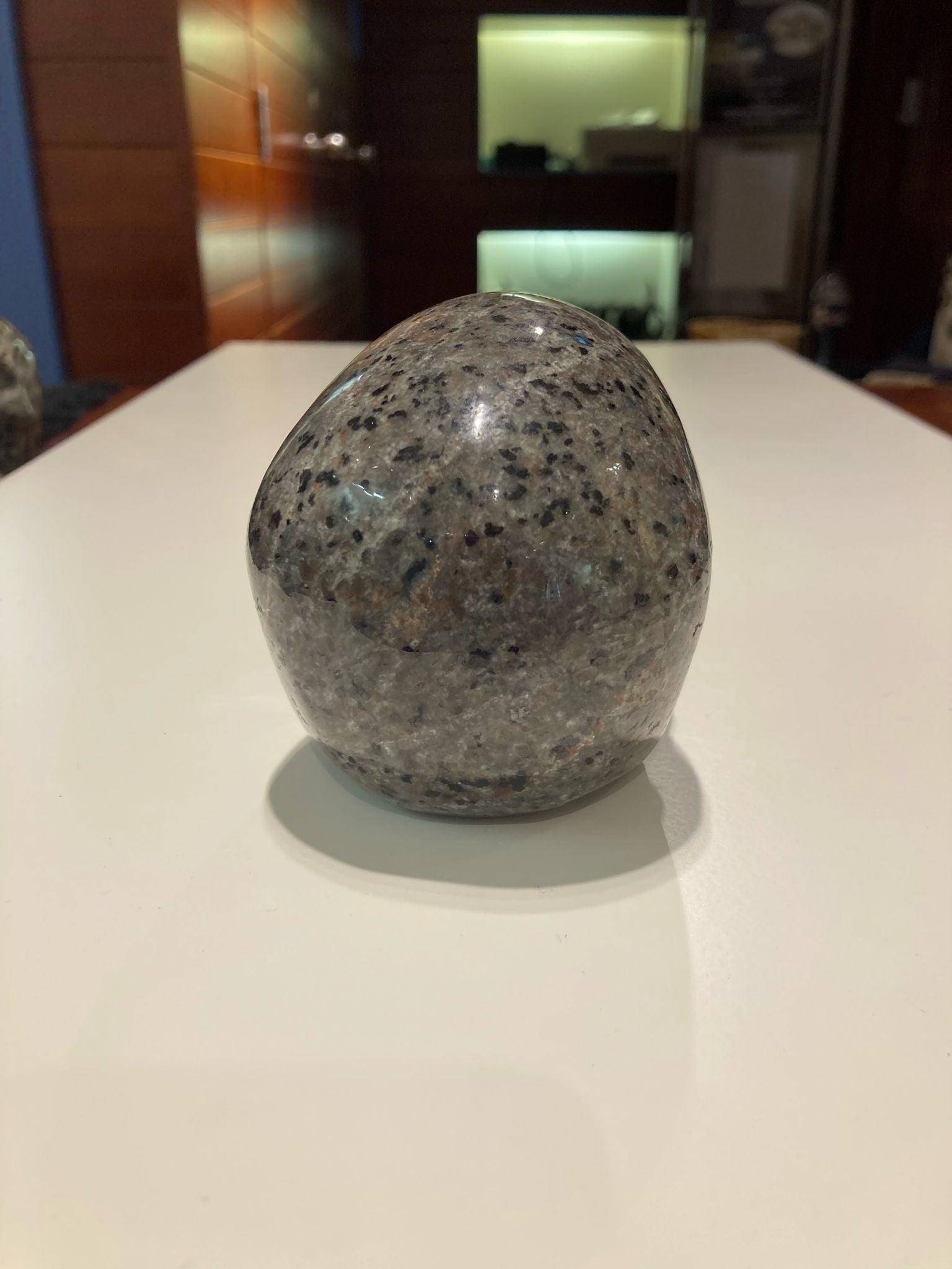 Yooperlite Skull ( 685g ) - Crystals By Astraea