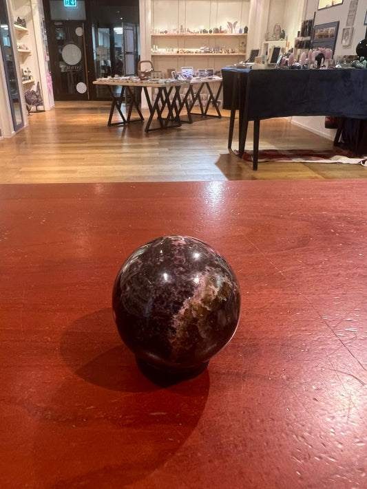 Rhodonite Sphere ( 247g )
