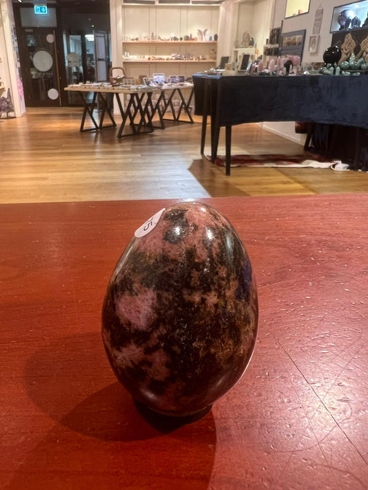 Rhodonite Egg ( 282g )