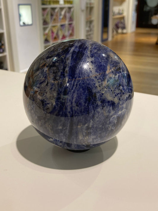 Sodalite Sphere ( 1447g )