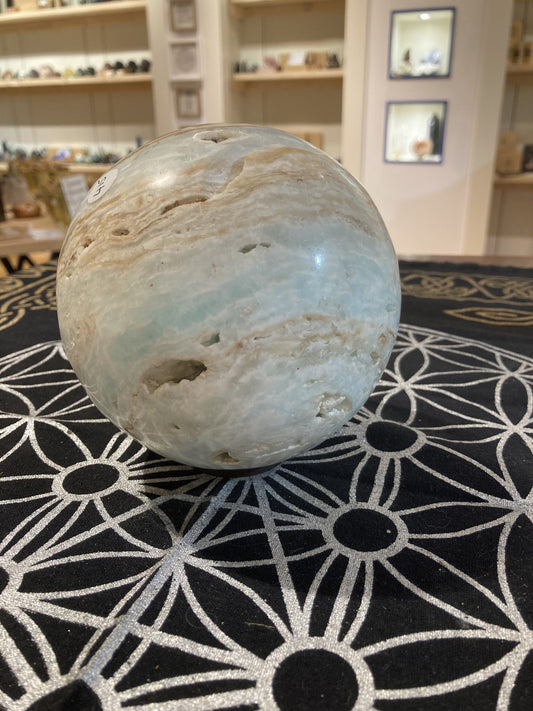 Caribbean Calcite Sphere (2kg)