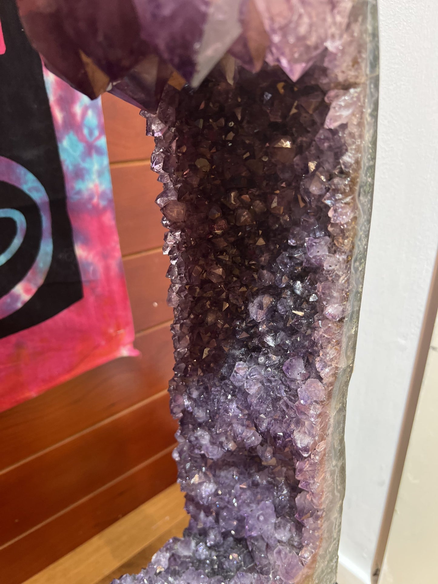 Amethyst Slice on Spinning Stand (15.8kg)
