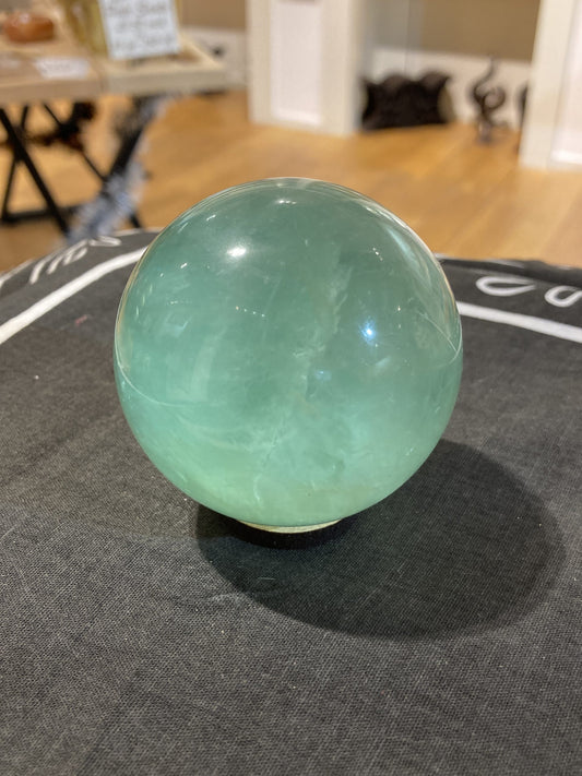Fluorite Sphere ( Green ) (370g)