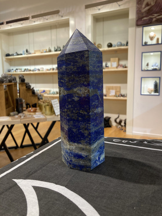 Lapis Lazuli Tower (1.4kg)