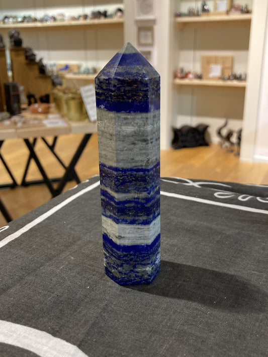 Lapis Lazuli Tower (200g)