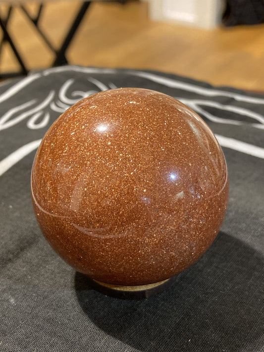 Goldstone Sphere (215g)